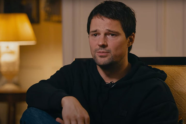 «Поступил гадко»: Козловский заявил о разрыве с актрисой Зуевой