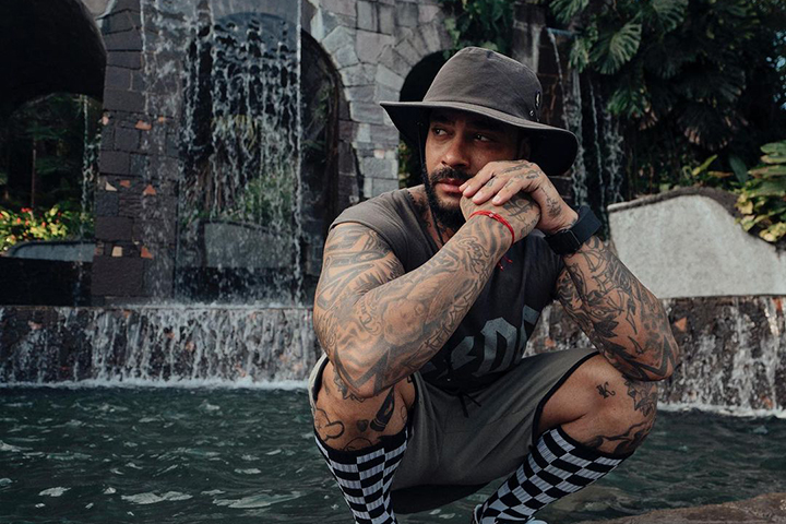 «Не чувствую, что я чья-то»: девушка Тимати намекнула на расставание с рэпером