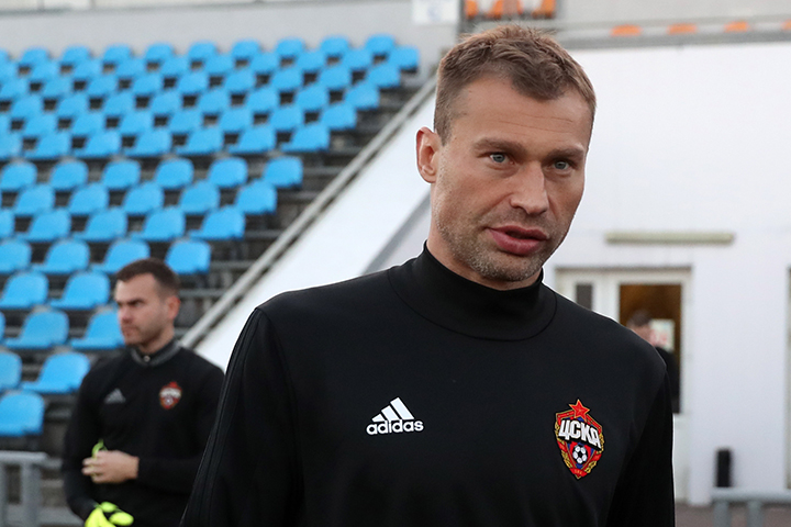 Василий Березуцкий покинул тренерский штаб футбольного клуба ЦСКА