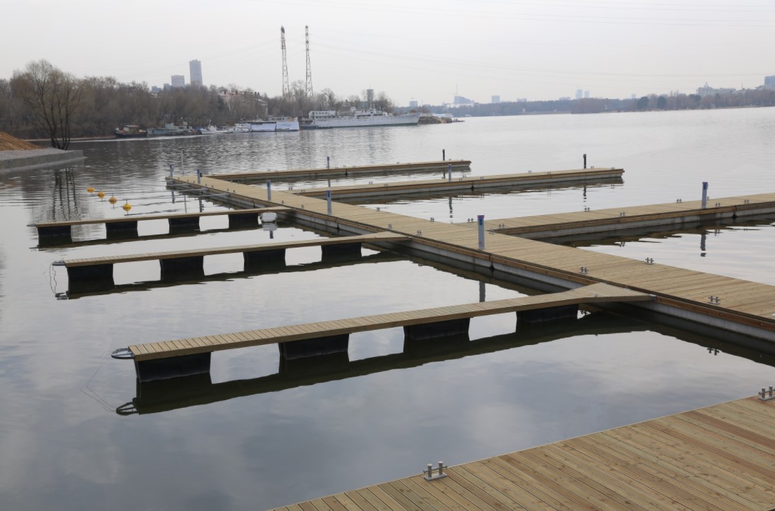 Городские службы приведут в порядок более 30 пассажирских причалов Москвы