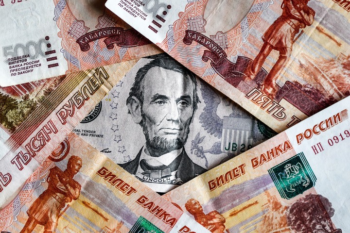 Что делать с валютными накоплениями