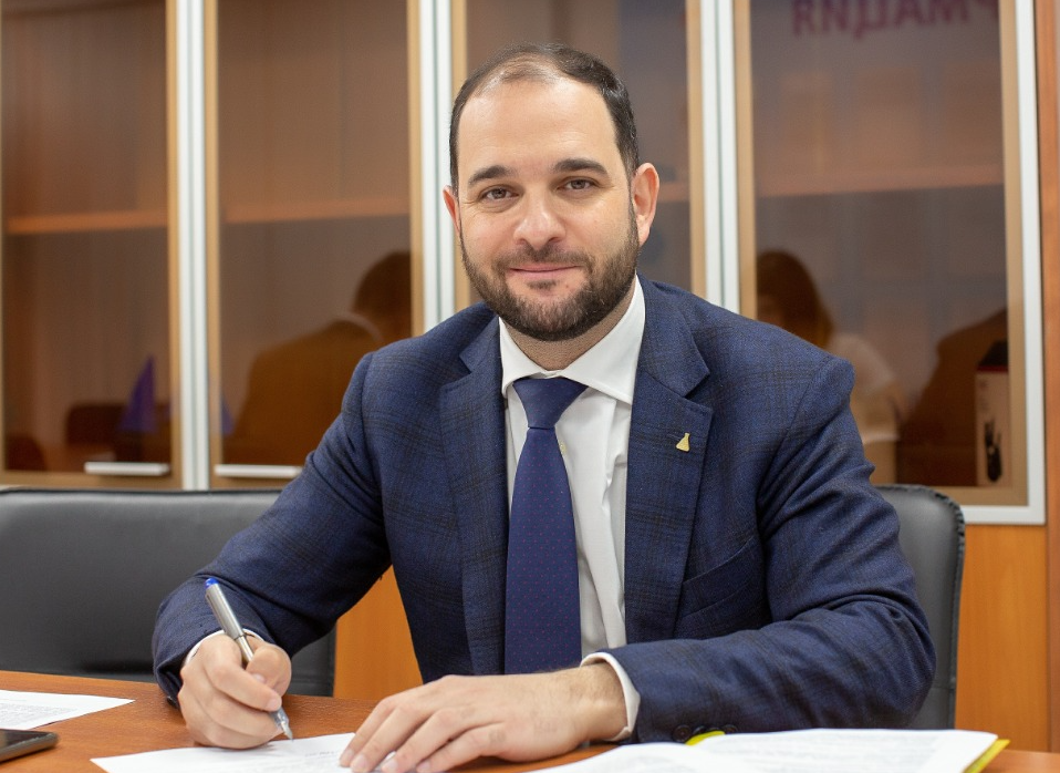 Ректор РХТУ: Фармацевтика РФ должна обеспечить независимость страны от импорта лекарств