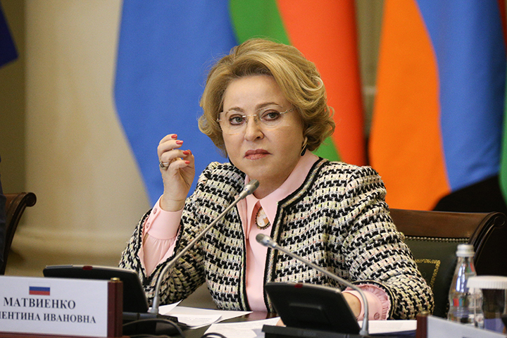 Матвиенко заявила, что иностранные интернет-компании должны платить налоги в России