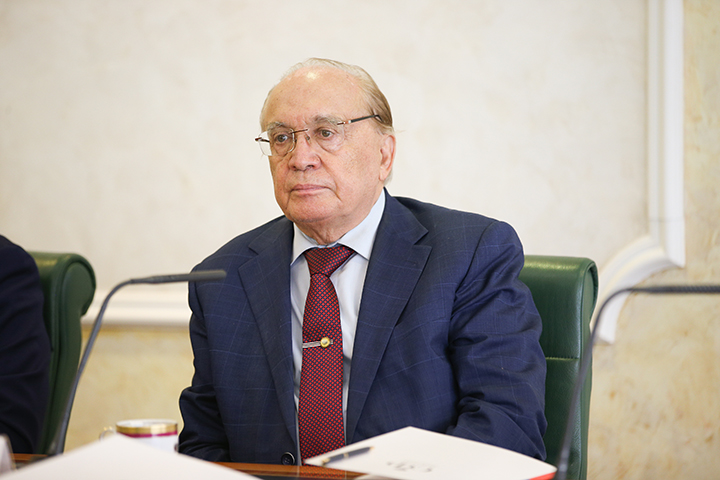 Садовничий рассказал о высоком конкурсе на поступление в МГУ