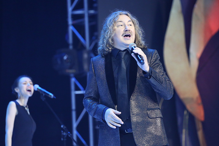 Николаев зарегистрировал товарный знак «Выпьем за любовь»