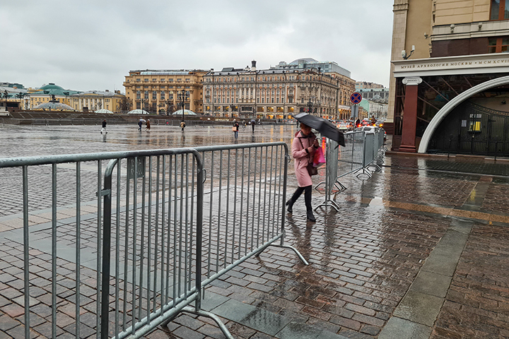 Проход к «Манежу», где Путин выступит с посланием, ограничили