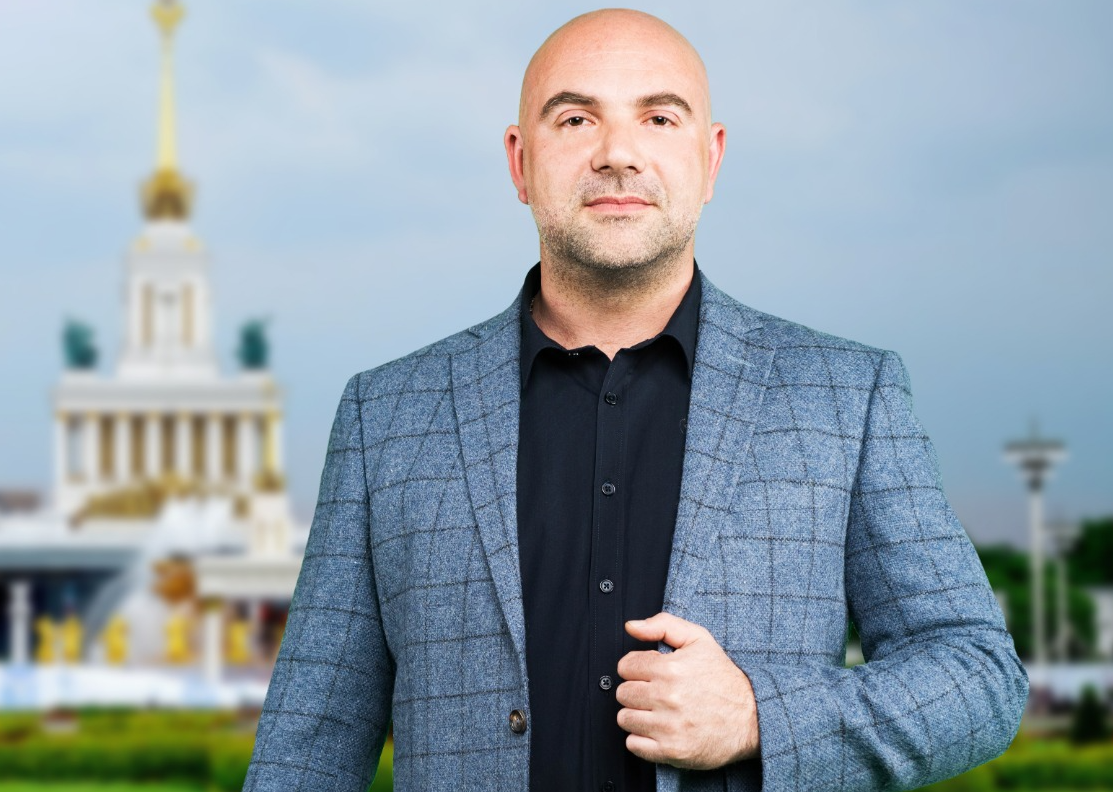 Журналист Баженов назвал комментарии Путина по внешней политике образцом классической дипломатии