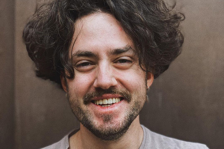 Бэк-вокалист певицы Манижи попал в реанимацию перед Евровидением