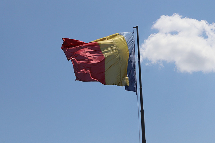 В Румынии запретили носить тканевые маски