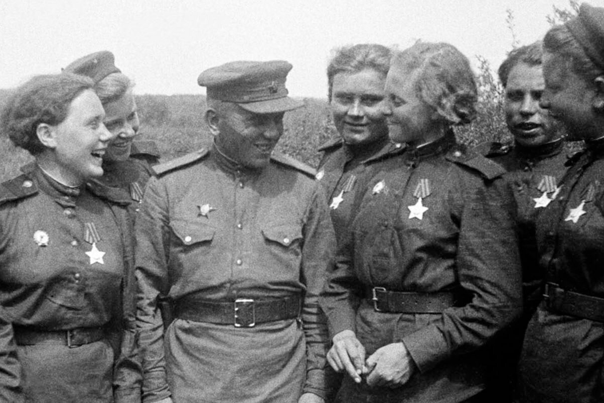 Главархив Москвы опубликовал биографии более 1,3 тысячи героев Советского Союза