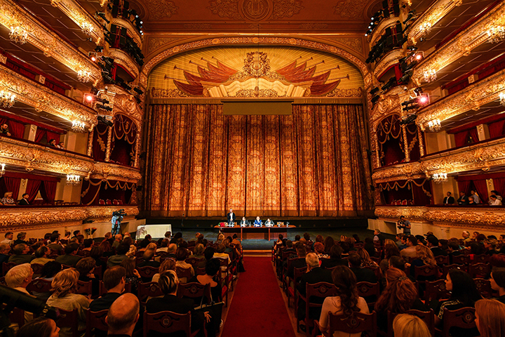 Репертуар театров в России проверят на соответствие стратегии нацбезопасности