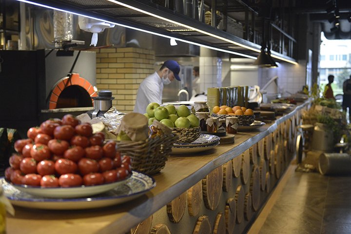 Столичные рестораторы готовы занять место иностранных сетей на рынке общепита Москвы