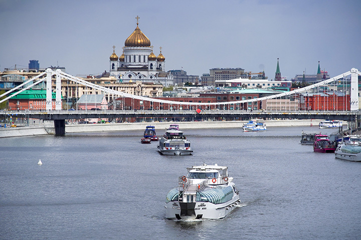 Парад теплоходов прошел в Москве