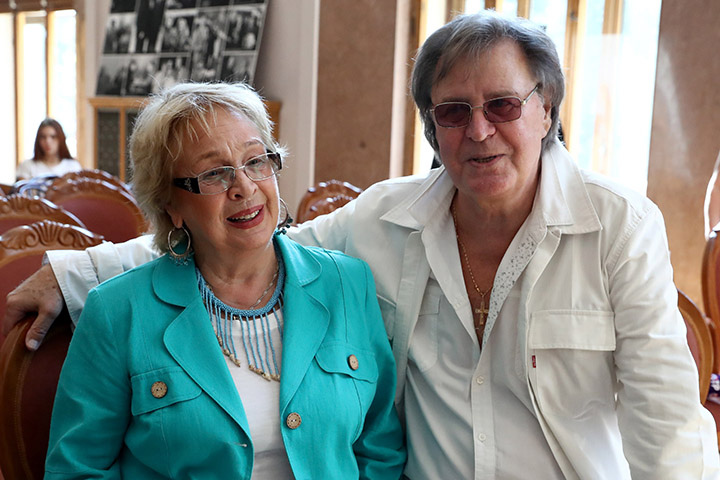 «Я с ним часто разговариваю»: жена актера Голобородько общается с умершим сыном