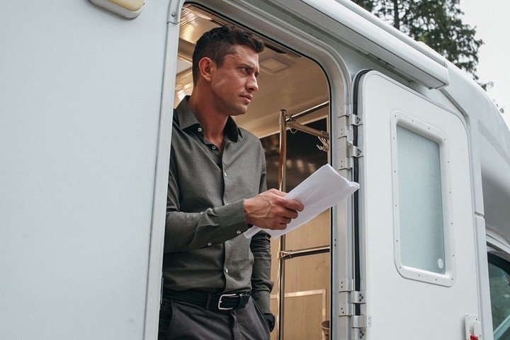 «Человек был рядом»: Прилучный вновь намекнул на расставание с Карпович