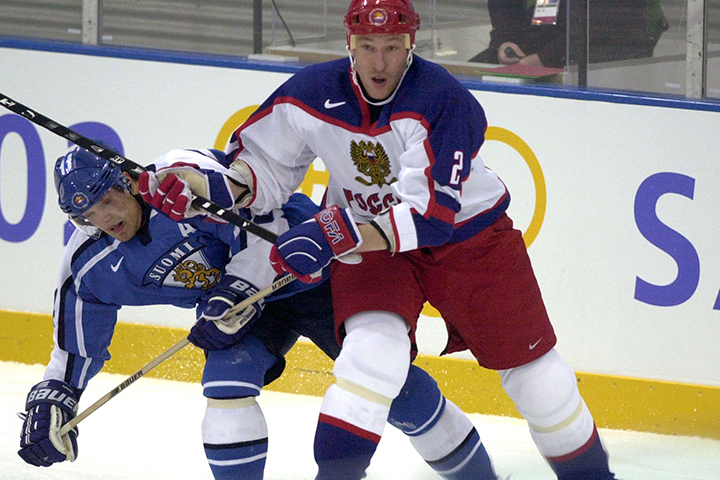 Борис Миронов (справа), 2002 год