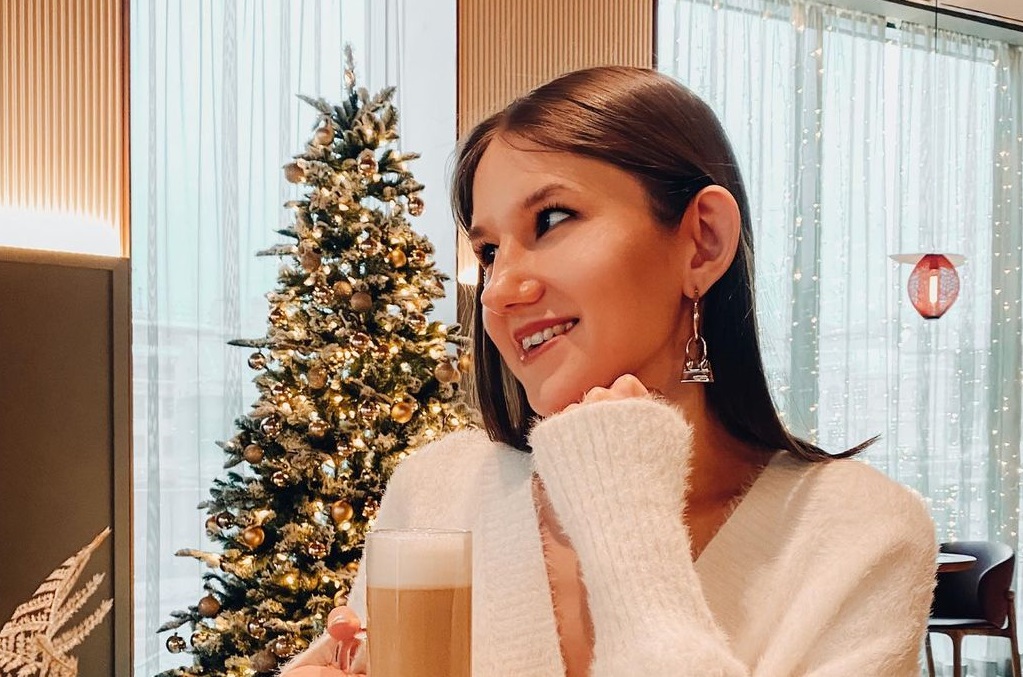 Соседи рассказали подробности о жизни девушки-блогера, погибшей под Екатеринбургом