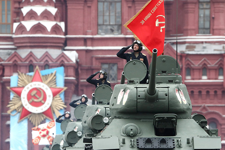 Героический путь: как прошел главный парад Победы