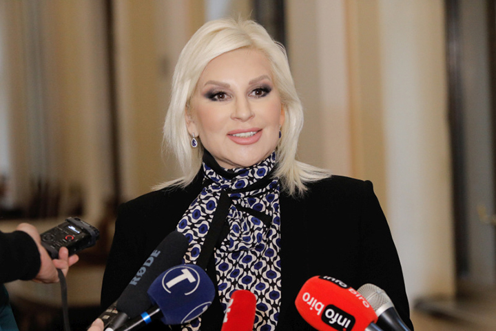 Вице-премьер Сербии поблагодарила Россию за помощь в борьбе с COVID-19