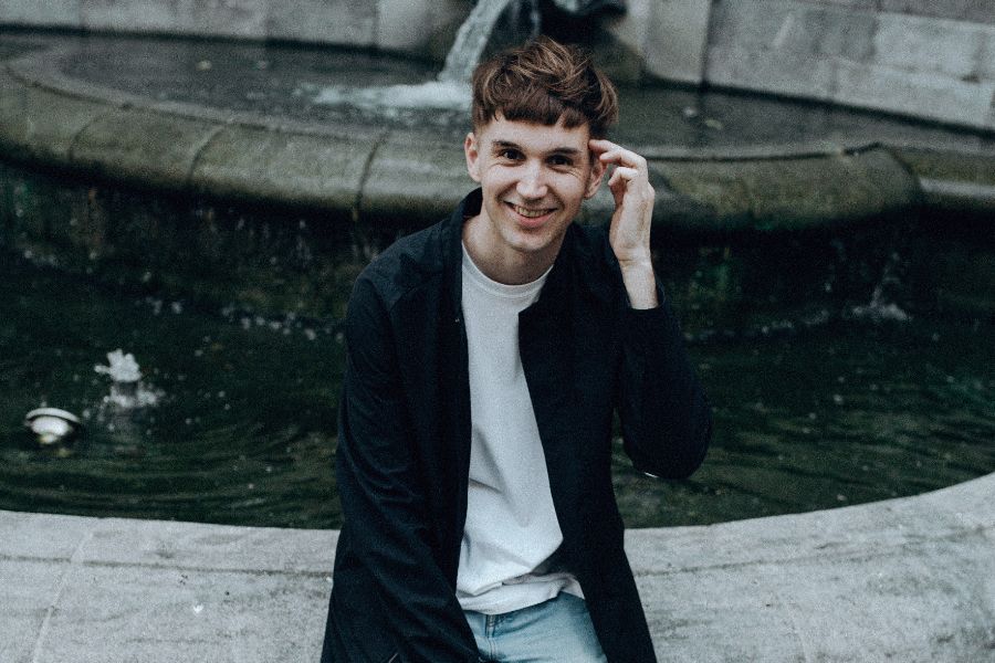 Телеведущий Илья Западенец: Мне сложно проявлять цинизм