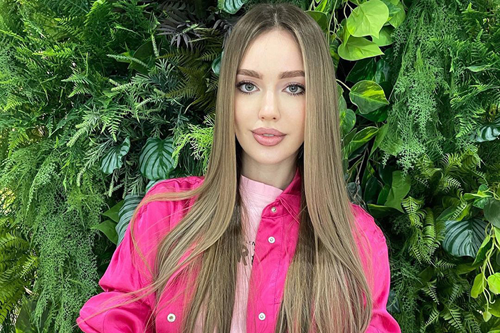 «Лучший подарок»: Анастасия Костенко объявила, что ждет третьего ребенка