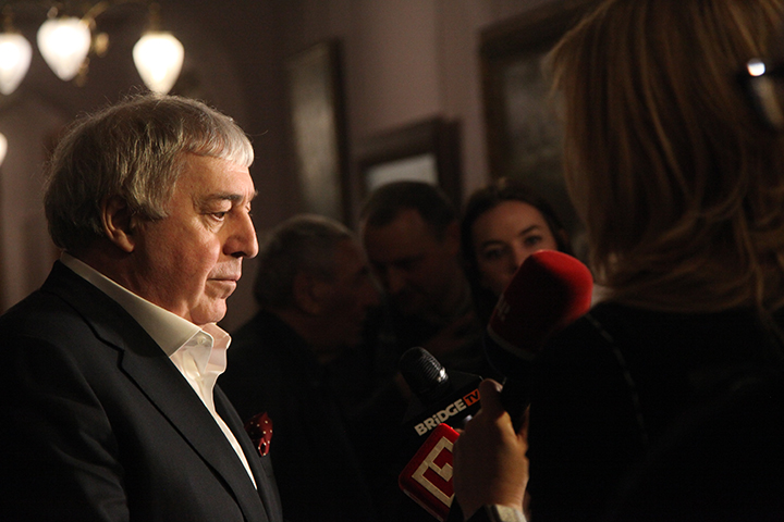 В компании Гуцериева опровергли сообщения об обысках в его квартире