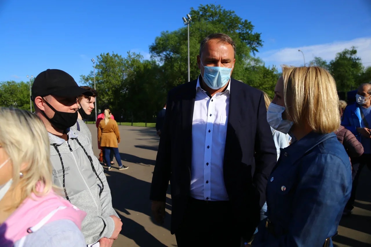 Москвичи попросили Петра Толстого посодействовать строительству ФОК в Выхине-Жулебине 
