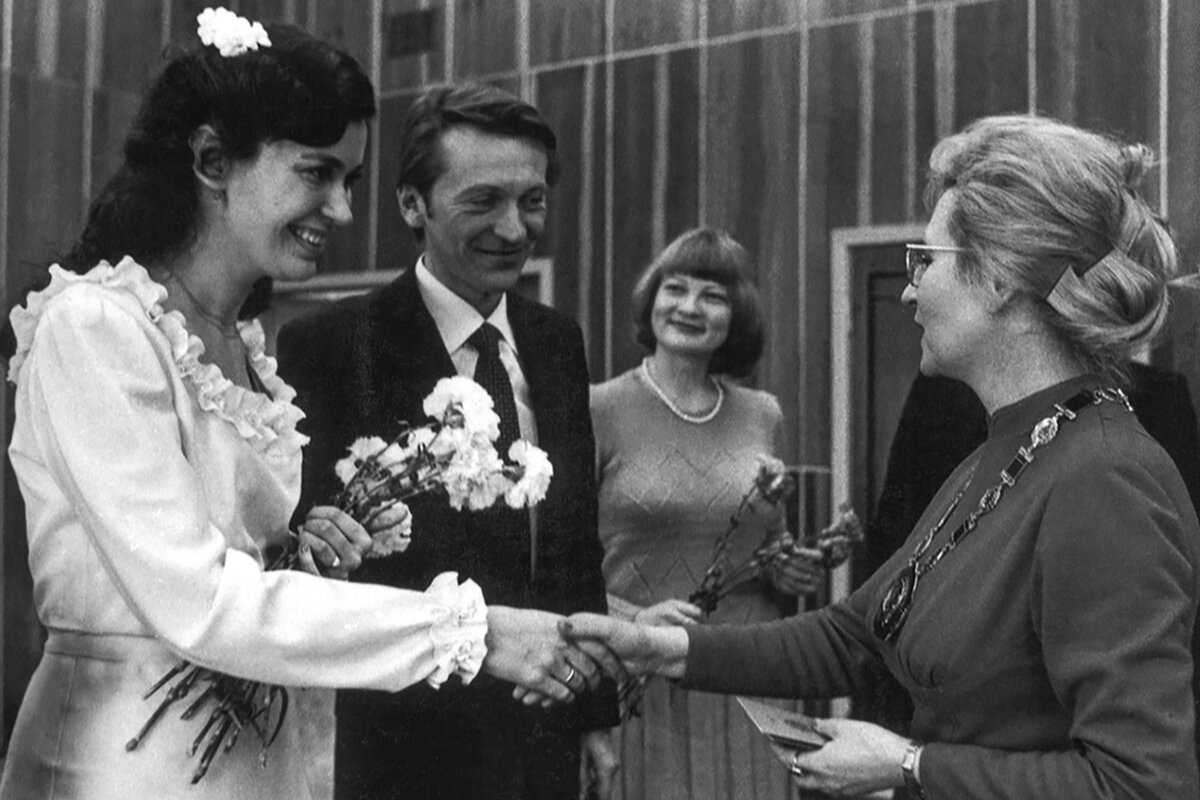 Столичные ЗАГСы Москвы поделились историей актовых записей