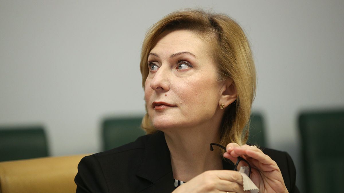 В Совфеде оценили идею ввести уголовную ответственность за «дележку» ребенка при разводе