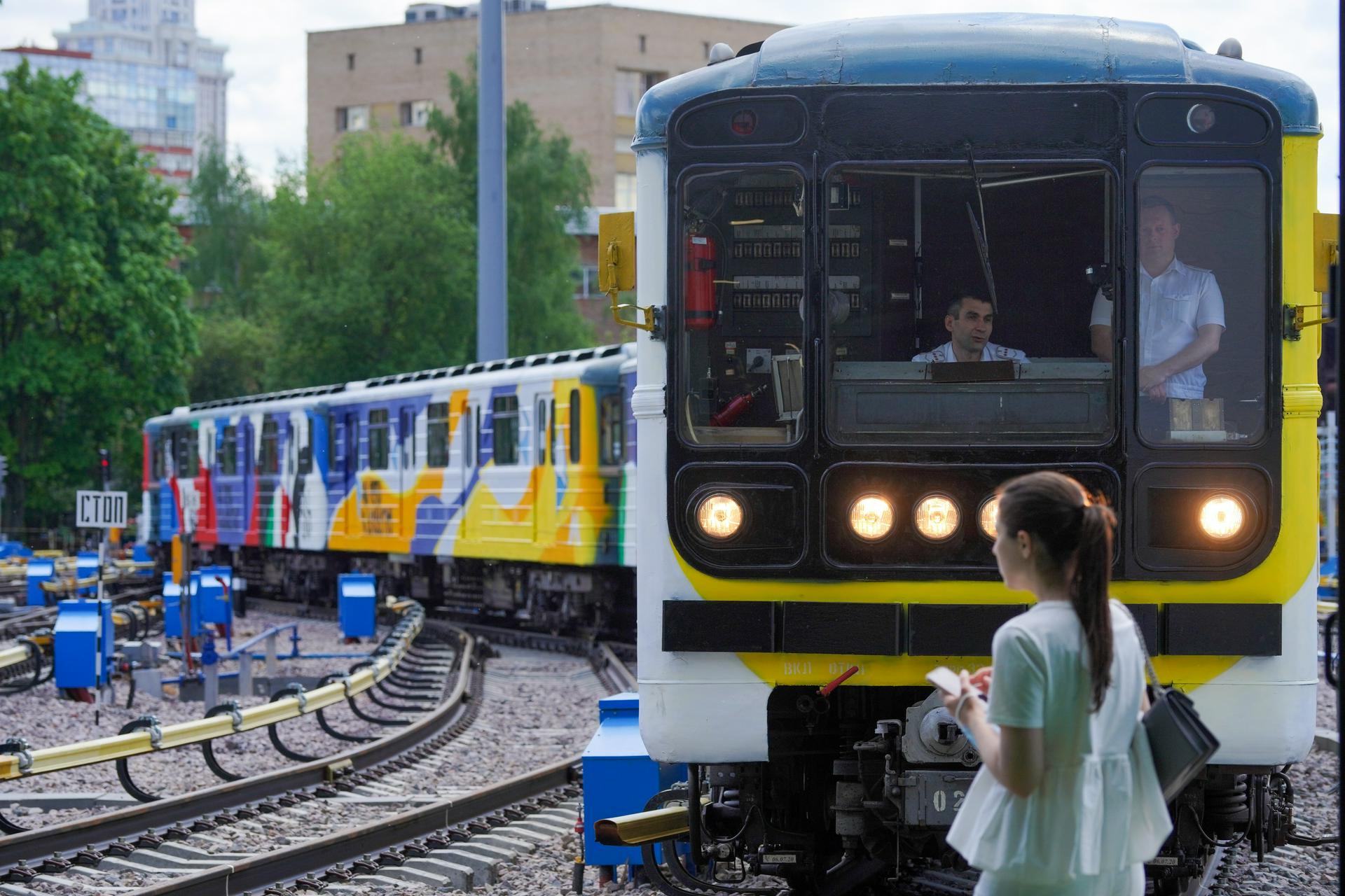 Граффити-поезд будет курсировать в столичном метро до середины сентября