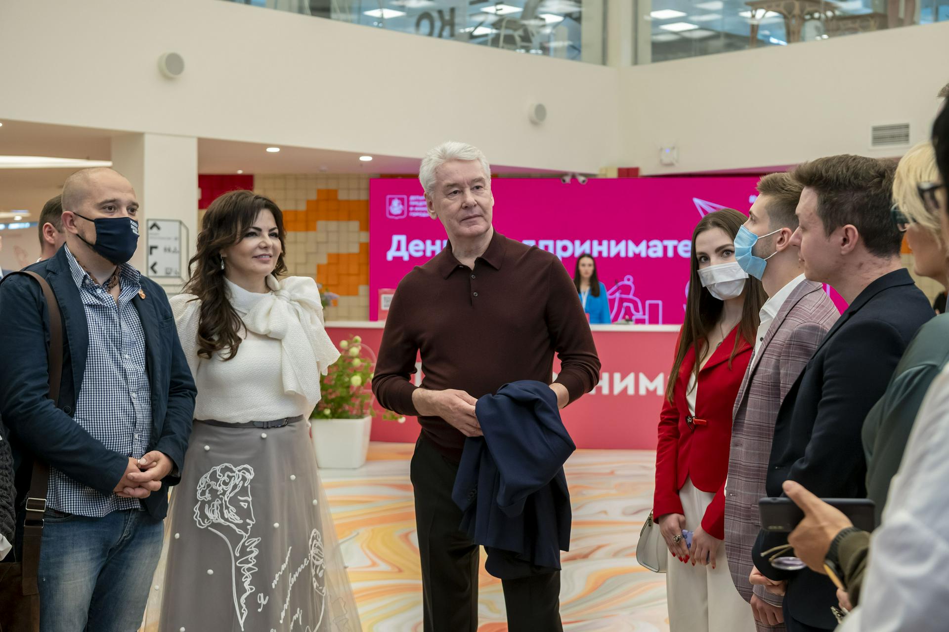 Сергей Собянин предложил бизнесу Москвы создать план по защите клиентов от COVID-19