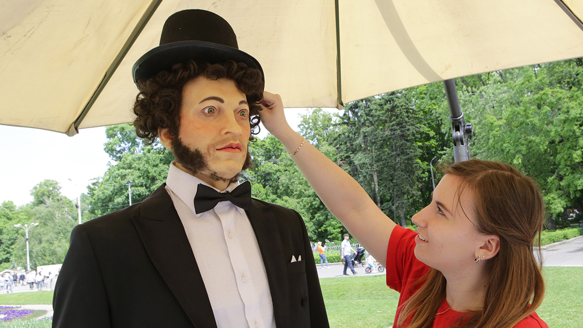 Робот прочтет стихи Пушкина на ВДНХ в День русского языка