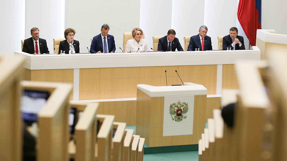 В Совфеде пообещали повысить пенсии и пособия до уровня инфляции