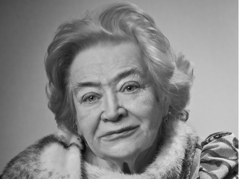 Вера Ефремова