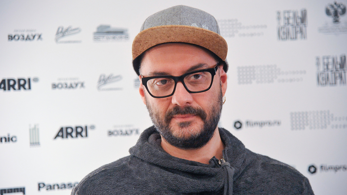 Режиссеру Кириллу Серебренникову вручили орден Почетного легиона во Франции