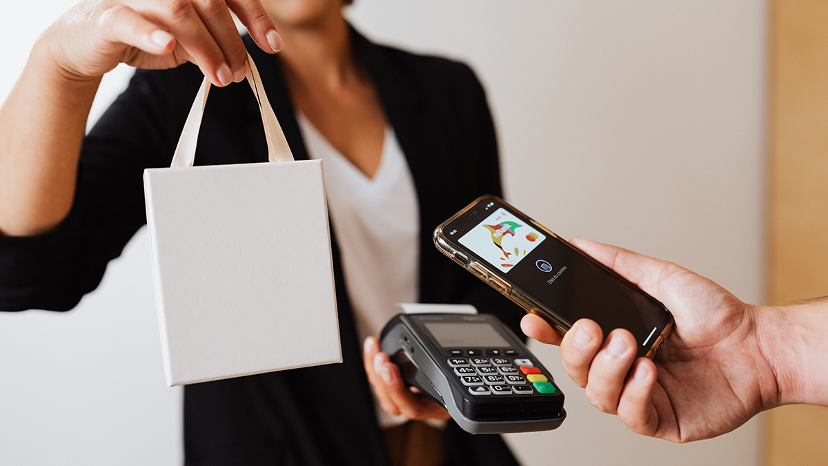 Россия может стать лидером по безналичным платежам в ближайшие десять лет