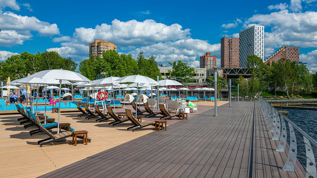 Пляжную зону вновь открыли на Северном речном вокзале