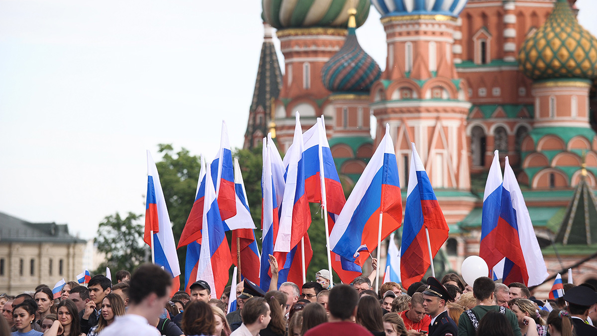 Государственные праздники россии фото