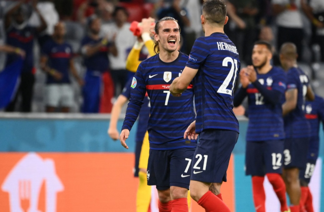 Сборная Германии проиграла в стартовом матче Франции