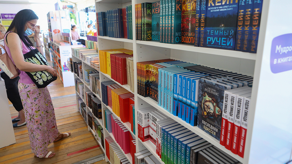 Около 10 школьных ярмарок откроют в Подмосковье в августе 2021 года