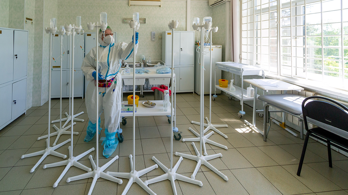 Врач перечислила аутоиммунные заболевания, которые может вызвать коронавирус