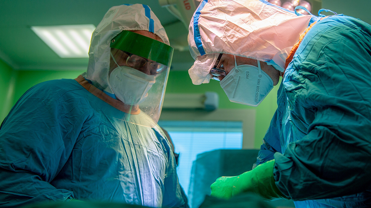 Петербургские врачи реконструировали пищевод младенцу из Симферополя