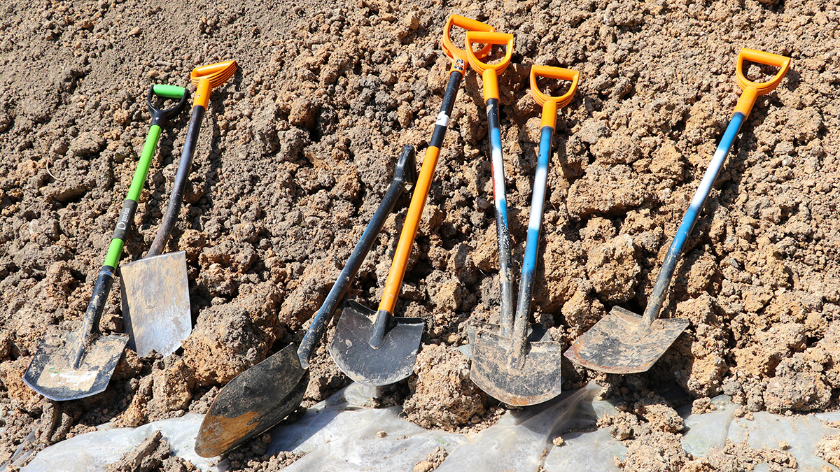Муж убил жену лопатой, спрятал ее тело в бочке и вывез в лес на Ставрополье