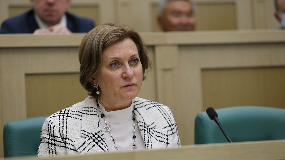 Попова рассказала о повторных случаях заболевания коронавирусом в России