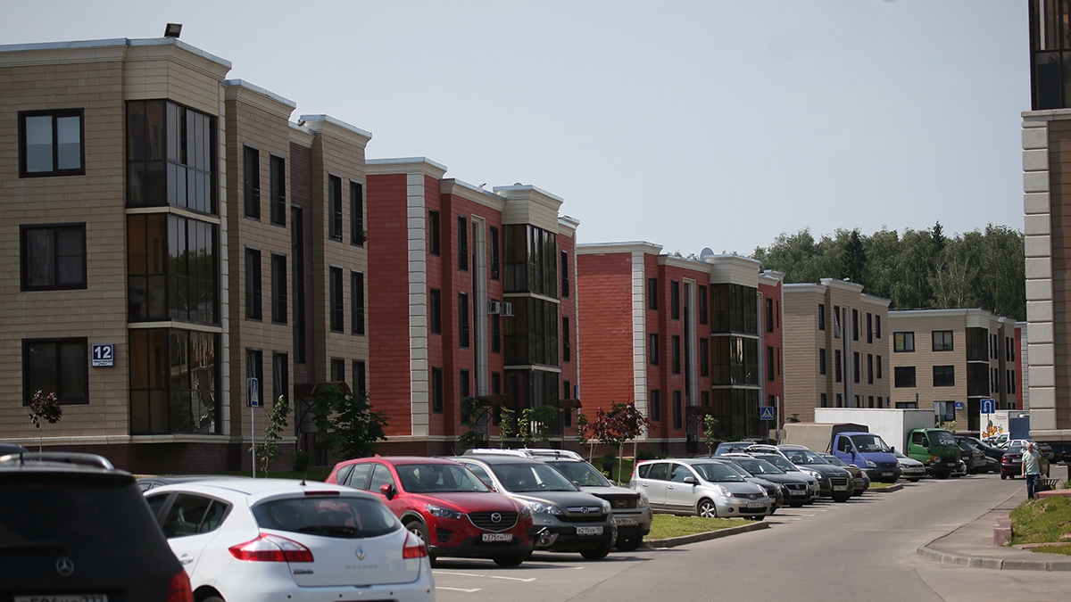 Семь участков для строительства частных жилых домов в ТиНАО выставят на торги