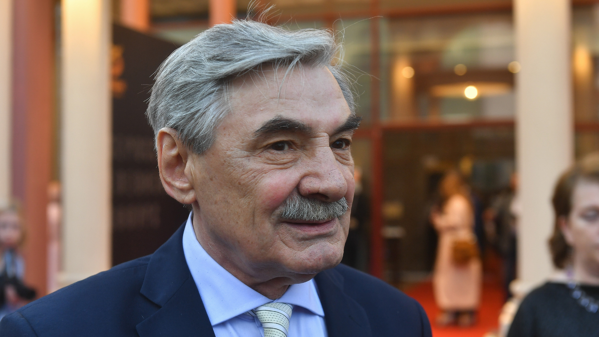 «Семимесячным родился»: Панкратов-Черный рассказал о проблемах со здоровьем