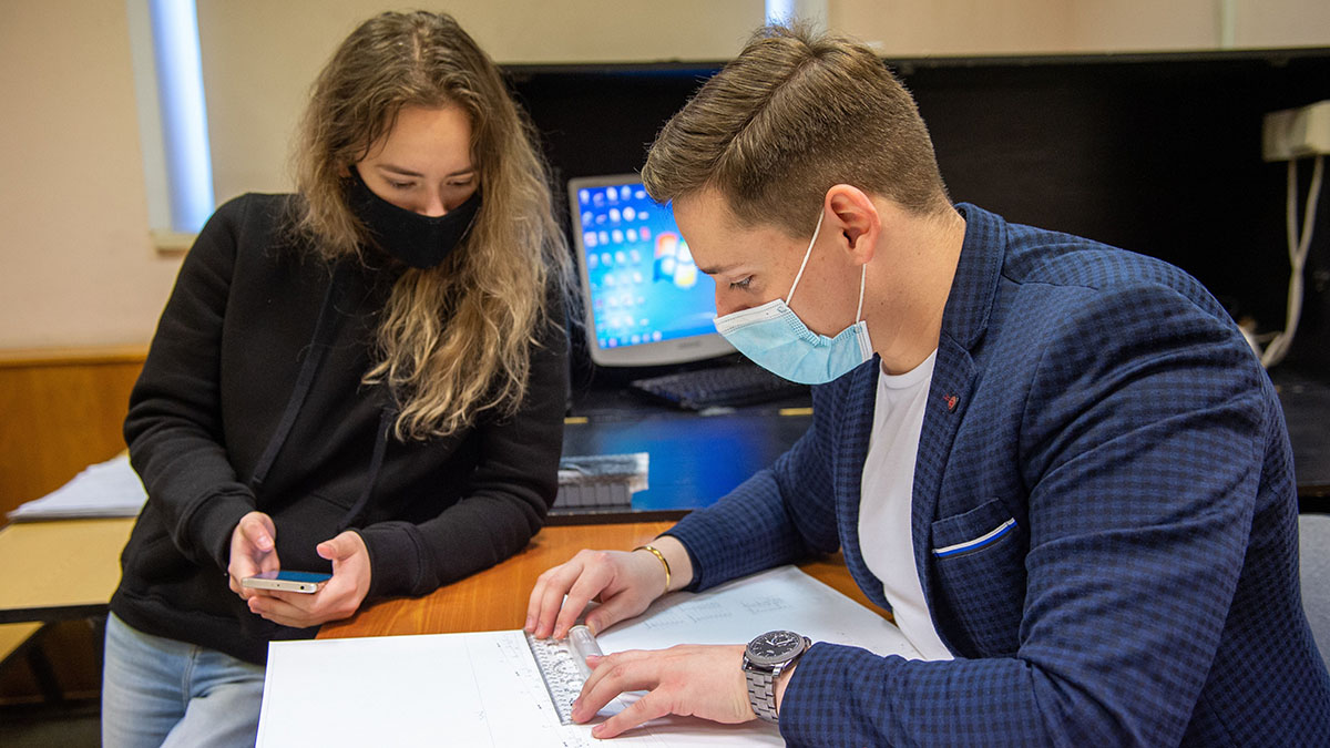 «Атмосфера здесь дружественная»: студенты рассказали о стажировке в правительстве Москвы