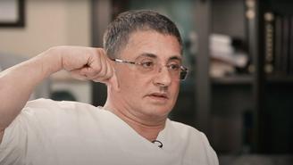 Доктор Мясников оценил эффективность препарата для лечения алкоголизма против COVID-19