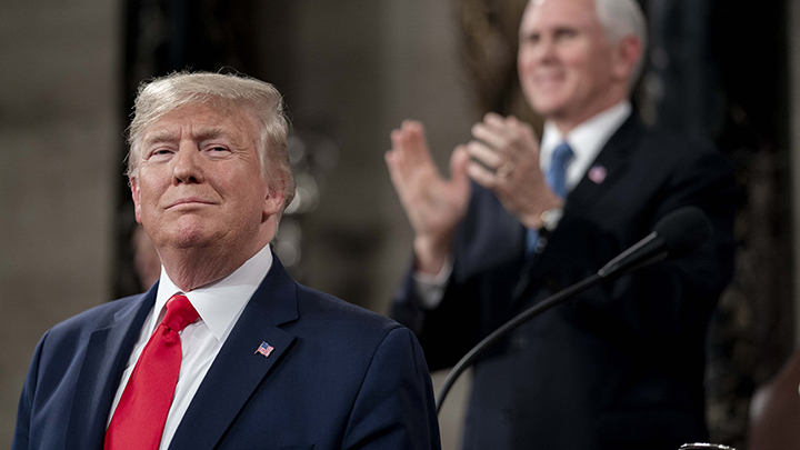 Трамп заявил, что ложь американских чиновников о России мешала ему работать