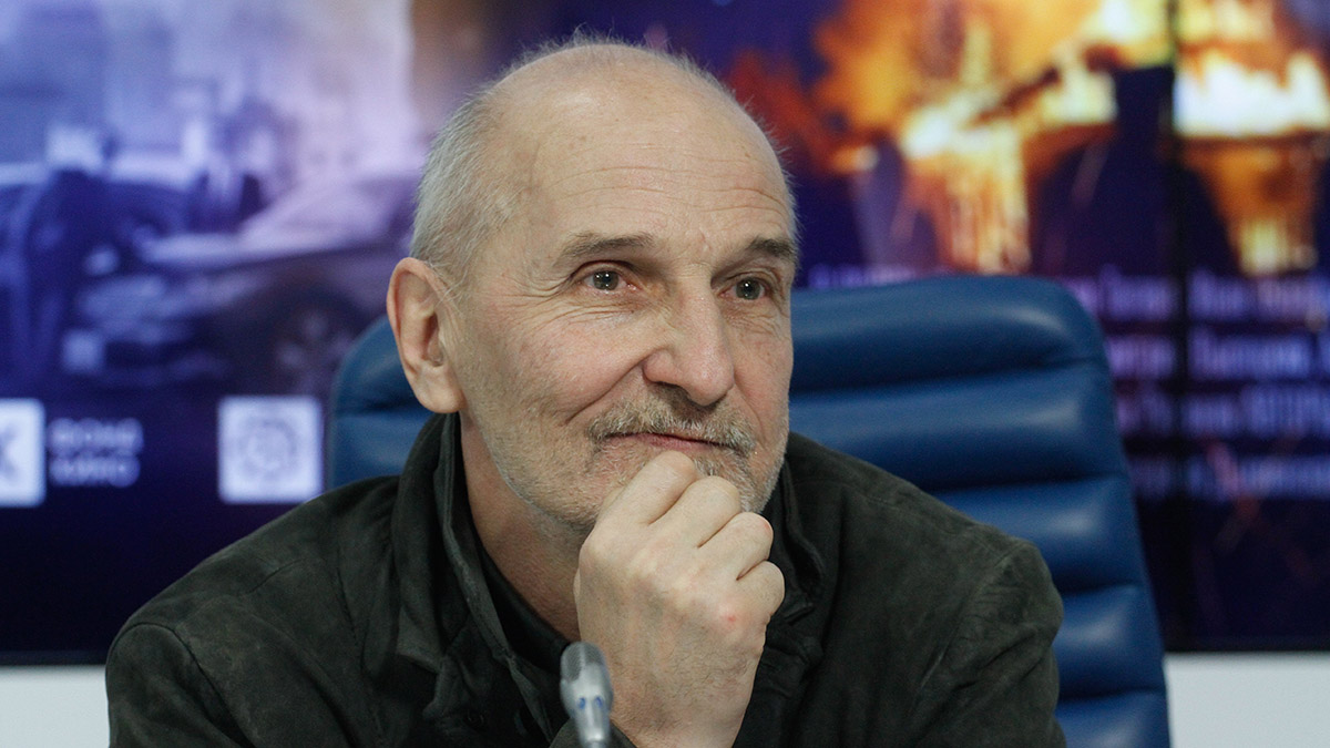 Петра Мамонова, госпитализированного с коронавирусом, подключили к ИВЛ